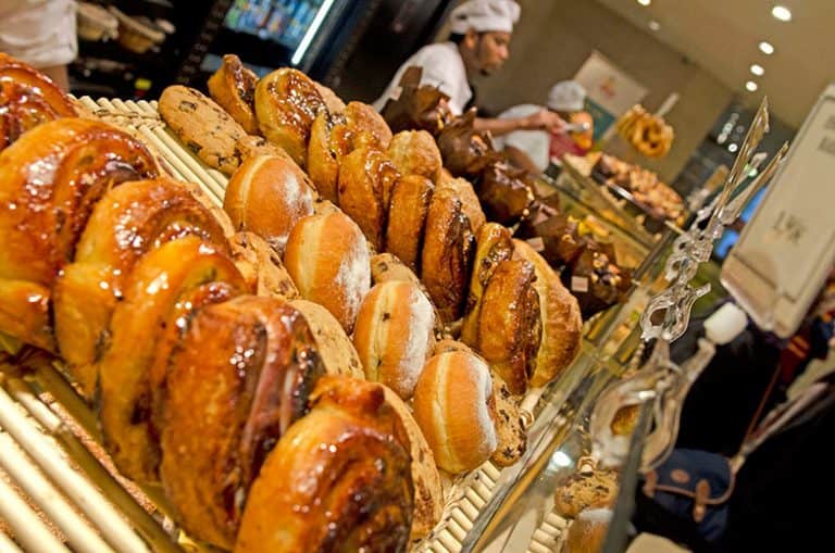 visit the Louvre - What Is the Best Way To Visit the Louvre? Paul bakery in the Louvre museum in Paris, France.